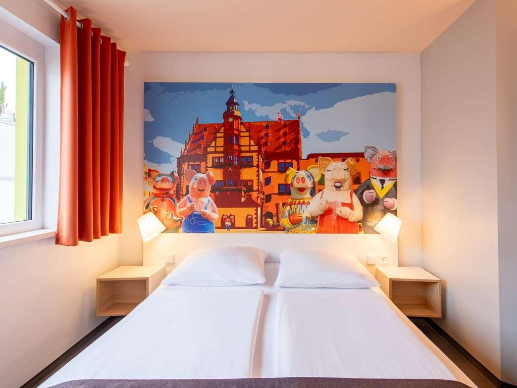B&B Hotel Schweinfurt-City Room photo